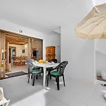 Home2book Bright & Pool, Appartement Costa Teguise
