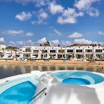 Appartement Home2book Bright & Pool, Costa Teguise