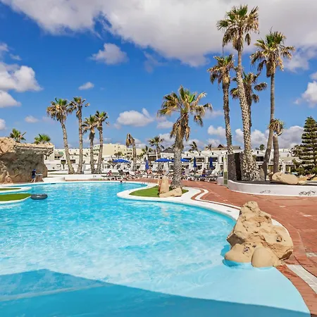 Home2book Bright & Pool, Lägenhet Costa Teguise