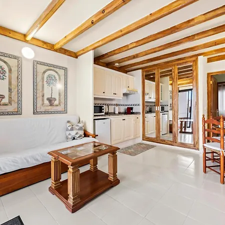 Home2book Bright & Pool, Апартаменты *