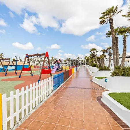Home2book Bright & Pool, Апартаменты *