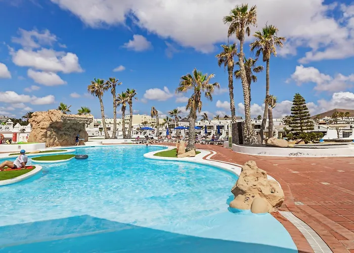 Home2book Bright & Pool, Apartman Costa Teguise