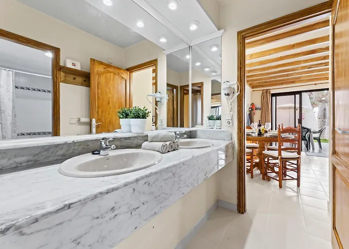 Home2book Bright & Pool, * Costa Teguise